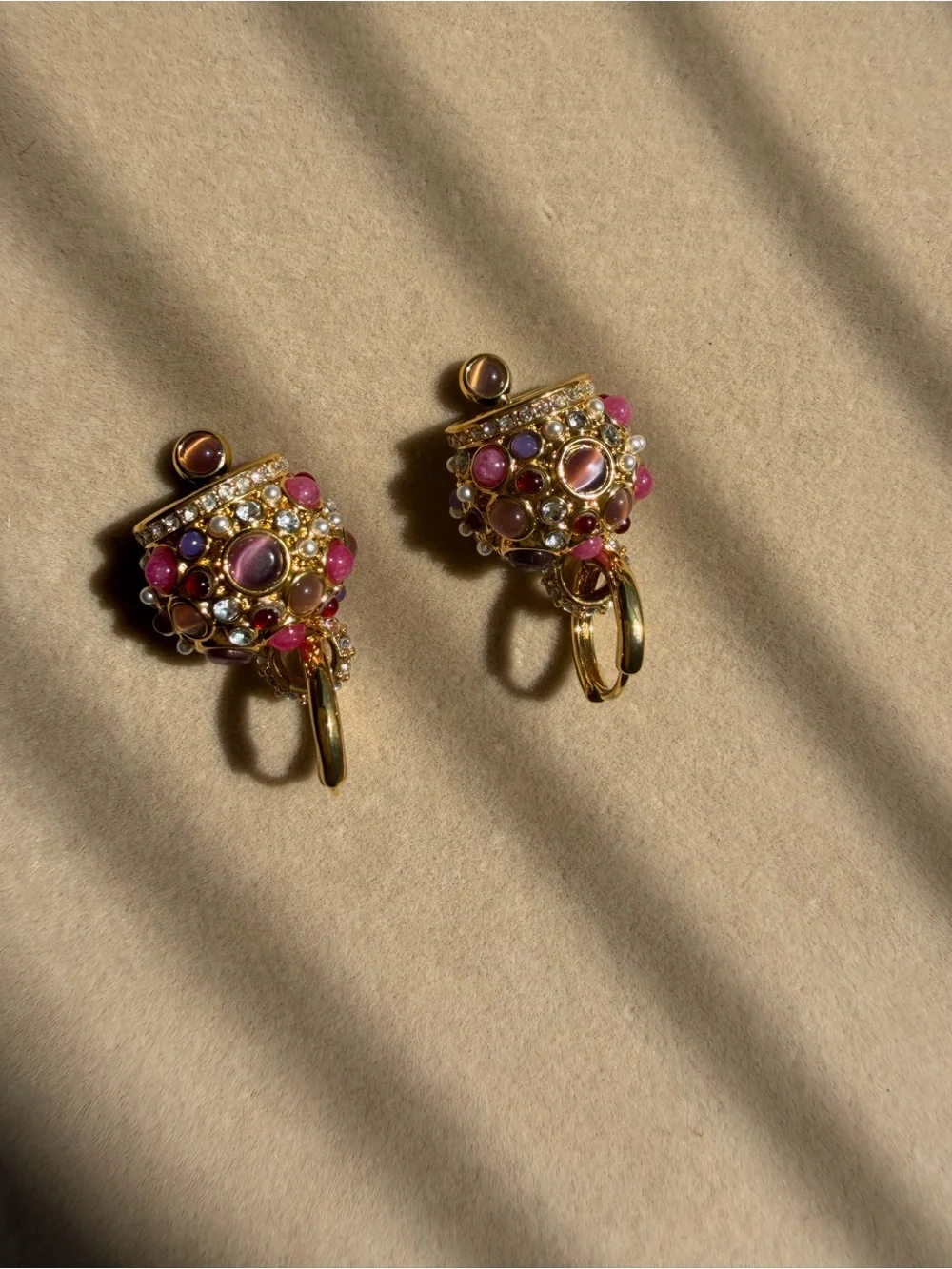 N/A delicate gold